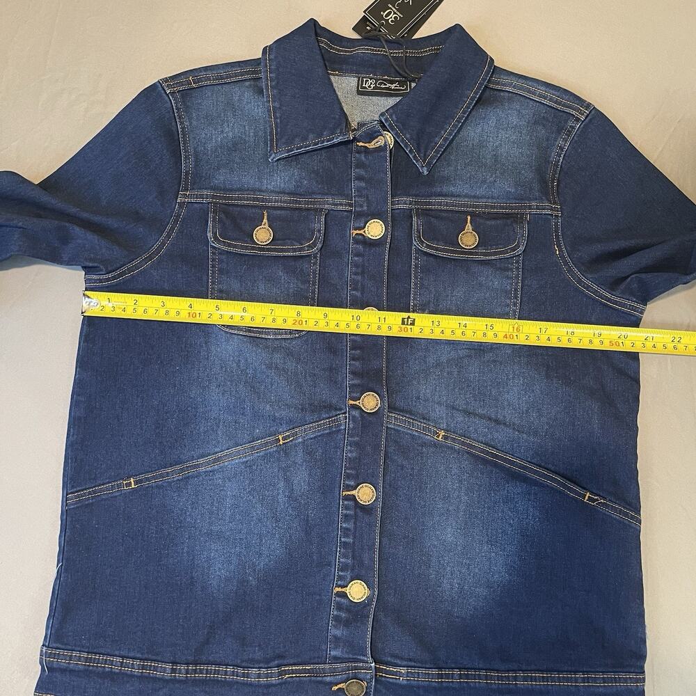 Women's DG2 Diane Gilman Denim Jacket Med Dragon Annivers Rhinestone Embroidered - Picture 5 of 9
